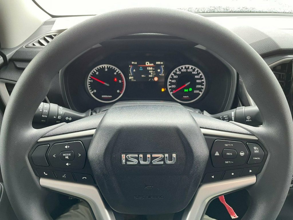 Isuzu D-Max + Tesser4x4 + Hurter