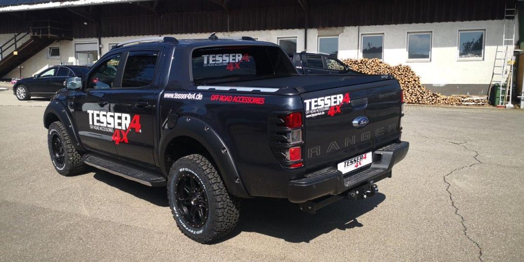 FORD RANGER Wildtrak GRAU TESSER4x4 + HURTER