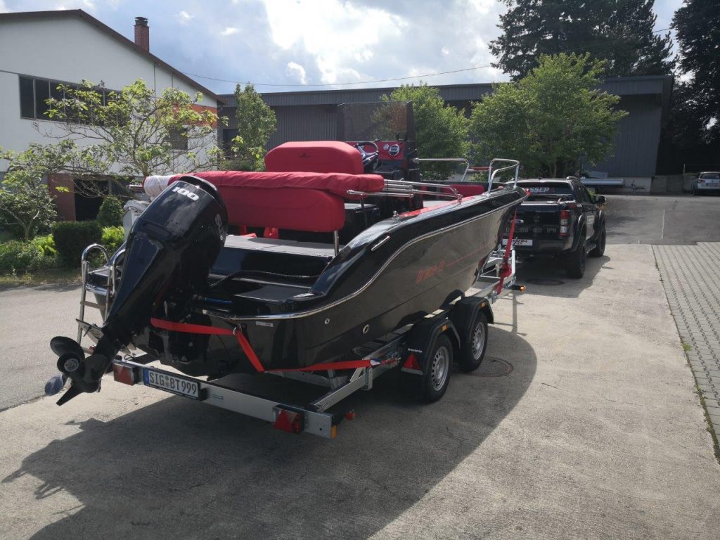 FORD RANGER Wildtrak + Motorboot MINGOLLA 19 + SUZUKI DF100 + 2to Trailer + Dachzelt